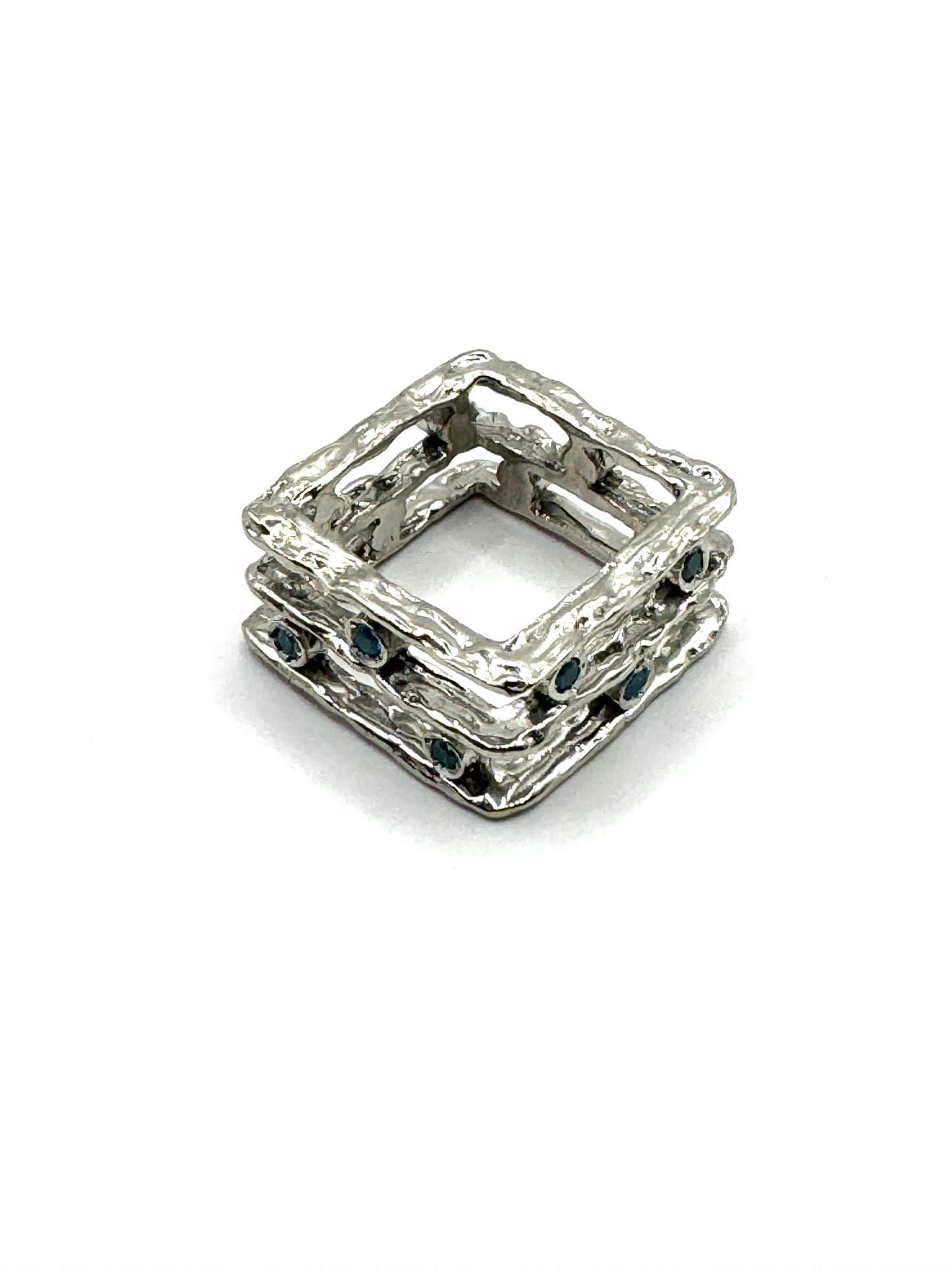 Sterling silver ring K02-28