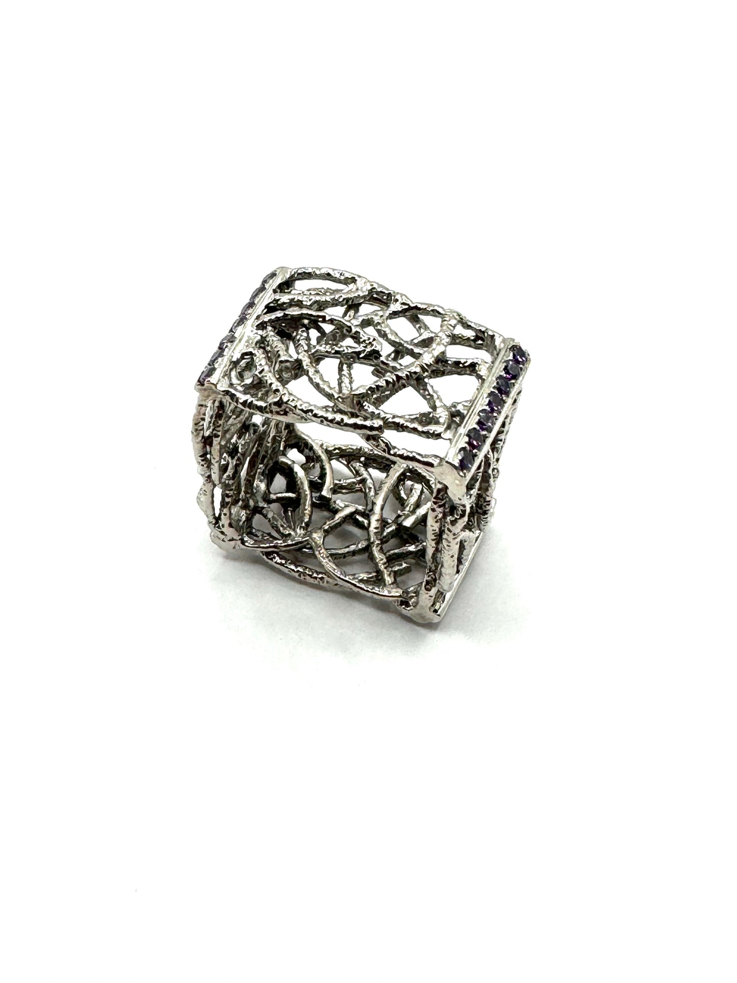 Sterling silver ring K11-36